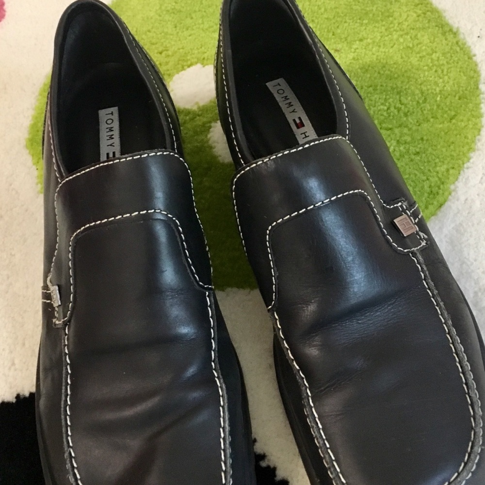 Tommy Hilfiger Black Leather Loafer